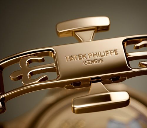 Ladies Automatic Nautilus.